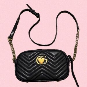 New Listing!! 
Chic Black Chevron Crossbody Bag